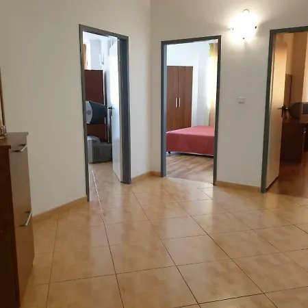 Централ Плаза דירה *